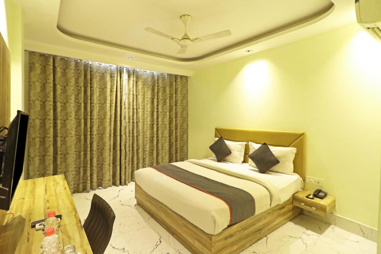 Hotel Good Vibe Near Delhi Igi Airport New Delhi Eksteriør billede