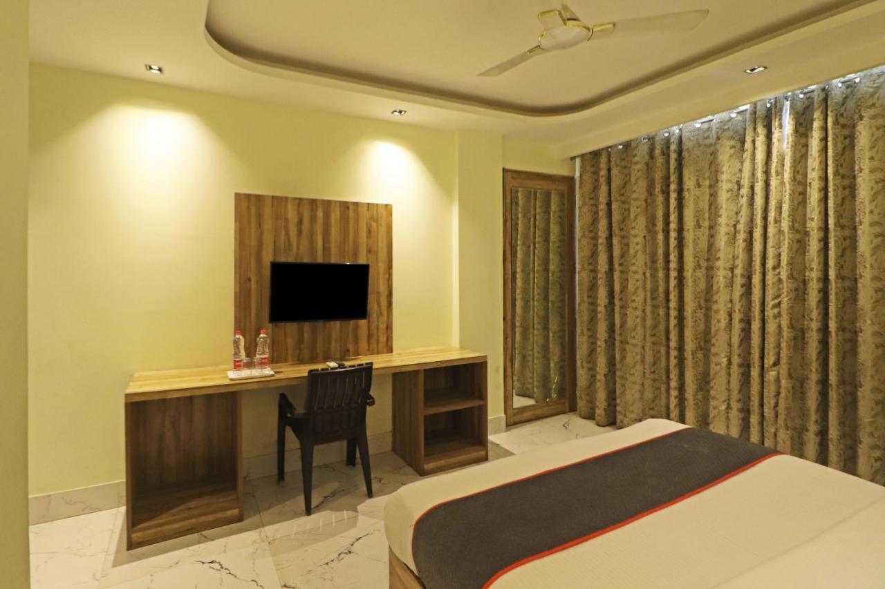Hotel Good Vibe Near Delhi Igi Airport New Delhi Eksteriør billede