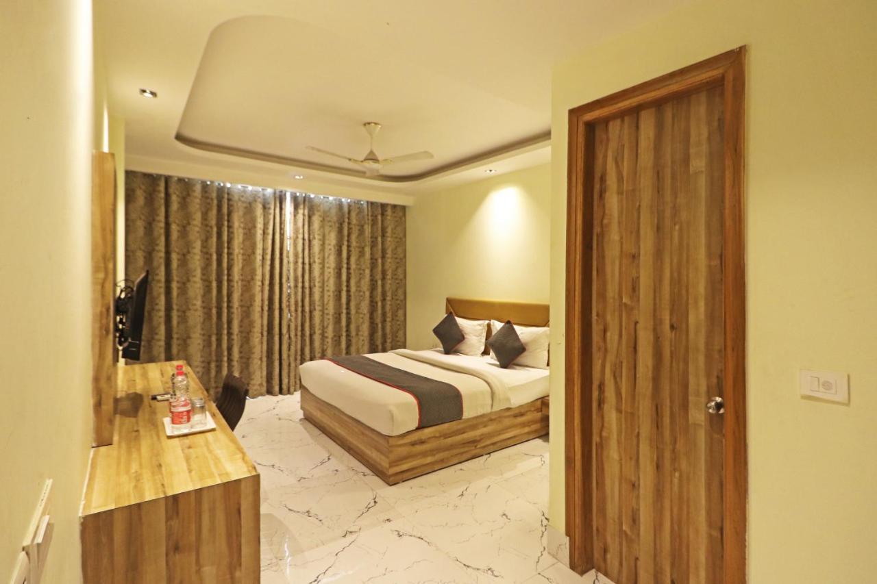 Hotel Good Vibe Near Delhi Igi Airport New Delhi Eksteriør billede